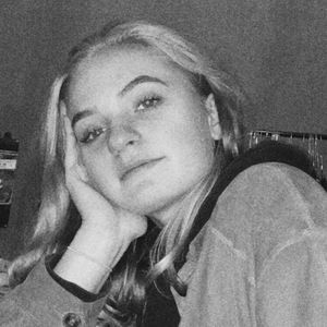 Meet your Posher, Pia